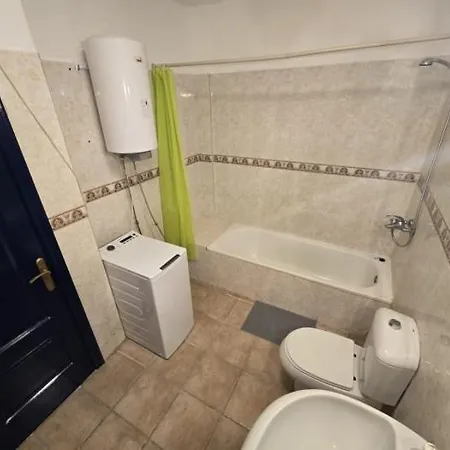 Playa Paraiso Marina Palace 1br Pool & Wifi アデヘ